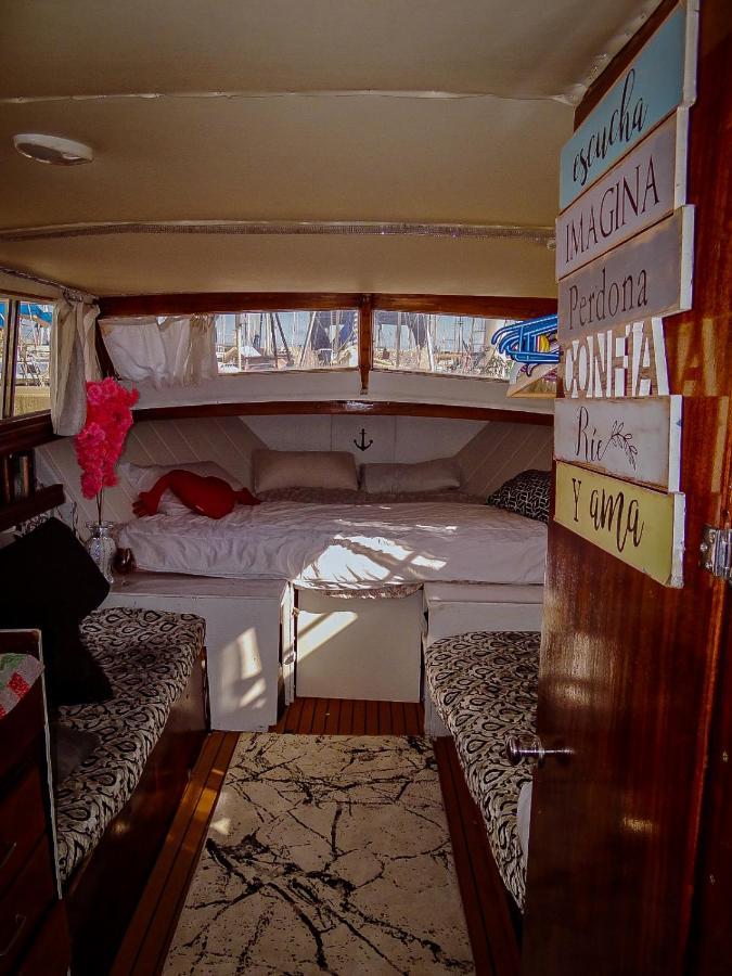 Hotel Precioso Barco En Barcelona à Badalona Extérieur photo